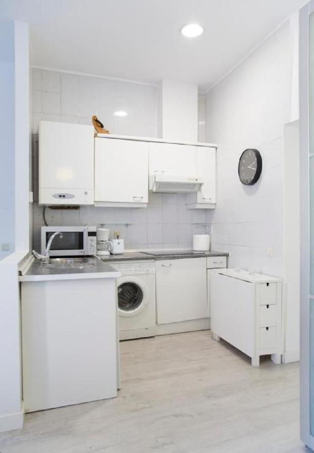 Un Fascinante Estudio En Madrid Centro Kültér fotó